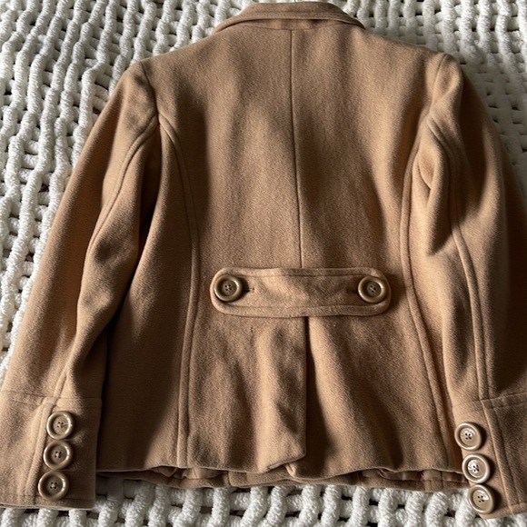 American Eagle size medium , camel jacket. Lined, 65% wool. Tailored. No flaws. - Picture 3 of 10
